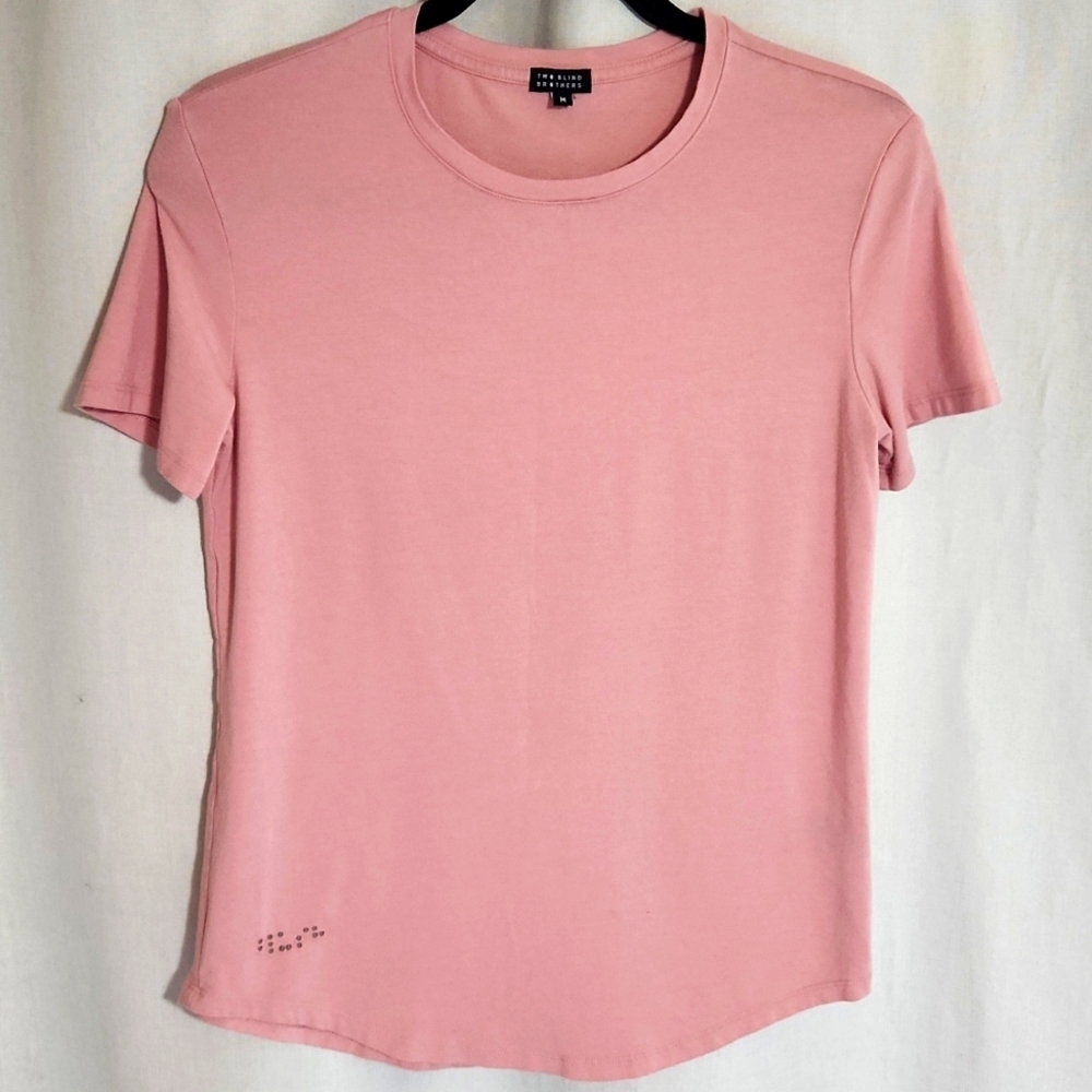 Two Blind Brothers Women's Pink Short Sleeve Tee Shirt Size Medium